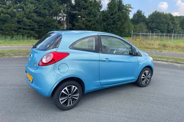Ford Ka (2012) thumbnail 4