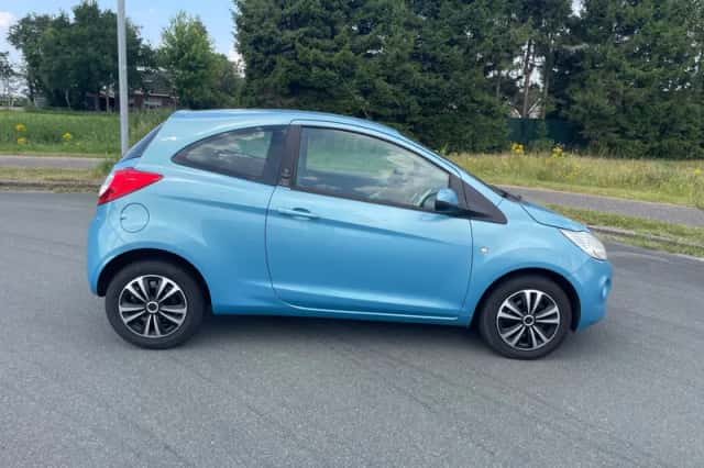 Ford Ka (2012) thumbnail 5