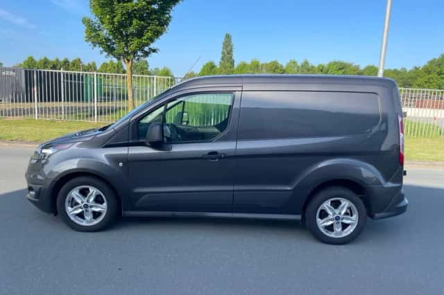 Ford Transit Connect (2018) thumbnail 2