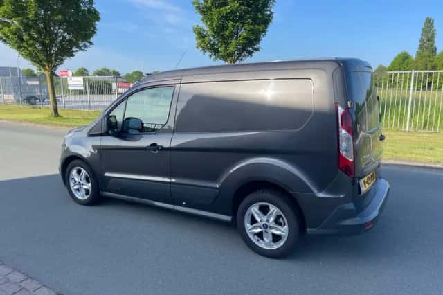 Ford Transit Connect (2018) thumbnail 3