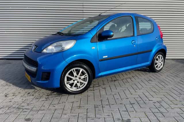 Peugeot 107 (2011) thumbnail 1