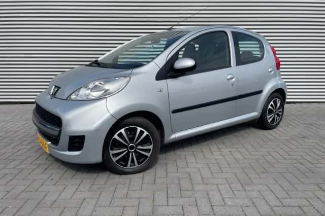 Peugeot 107 (2012) thumbnail 1