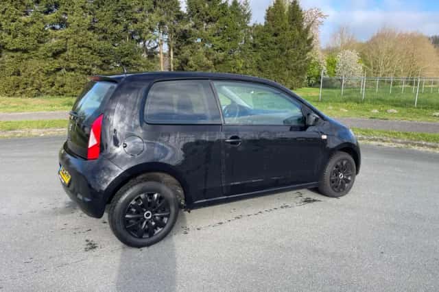 SEAT Mii (2017) thumbnail 4