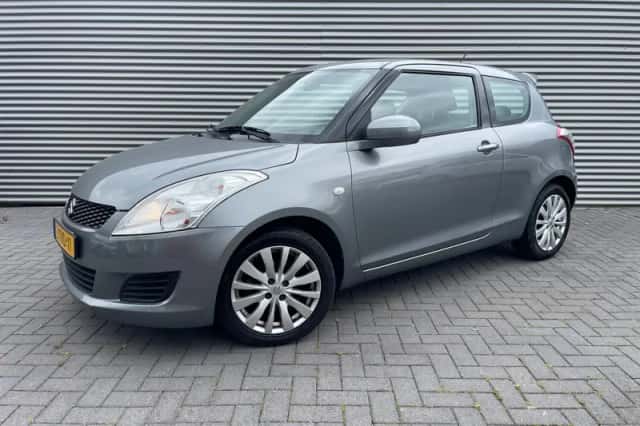 Suzuki Swift (2014) thumbnail 1