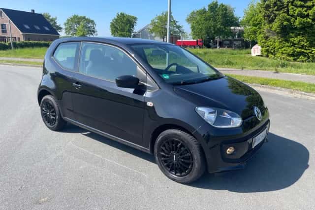 Volkswagen Up! (2012) thumbnail 6