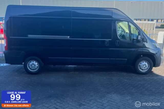 Peugeot Boxer (2021) thumbnail 1