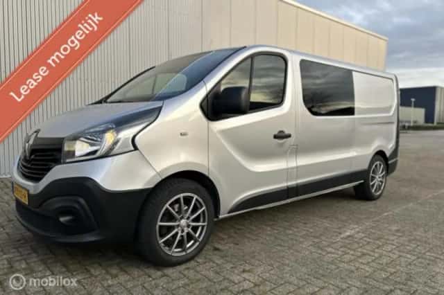 Renault Trafic (2023) thumbnail 2