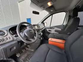 Renault Trafic thumbnail 18