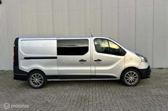 Renault Trafic (2023) thumbnail 6