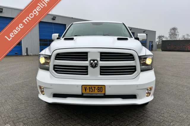 Dodge RAM (2016) thumbnail 3