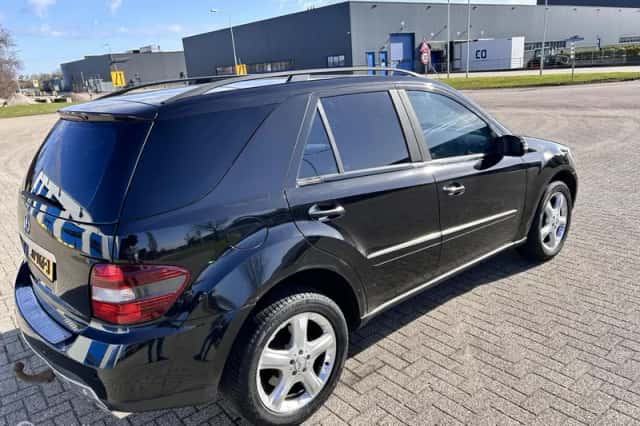 Mercedes-Benz ML-Klasse (2007) thumbnail 3