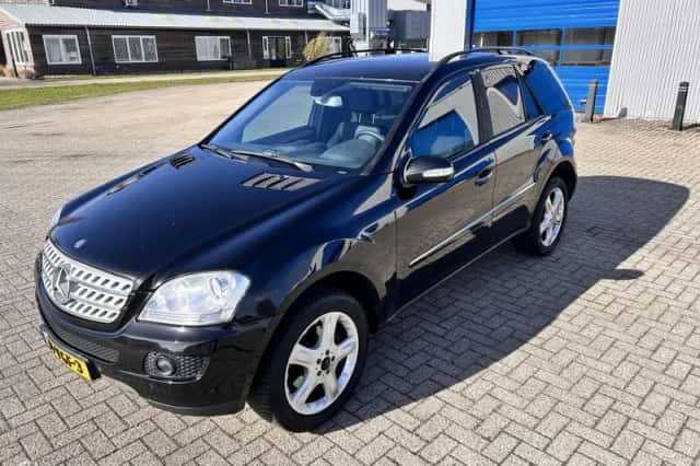 Mercedes-Benz ML-Klasse (2007) thumbnail 4