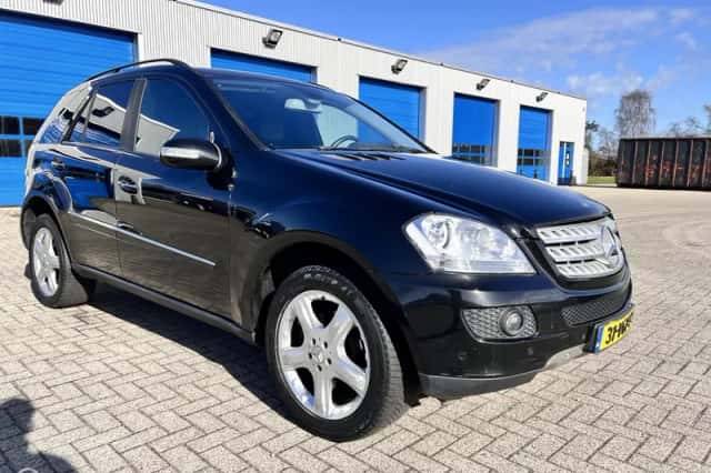 Mercedes-Benz ML-Klasse (2007) thumbnail 5