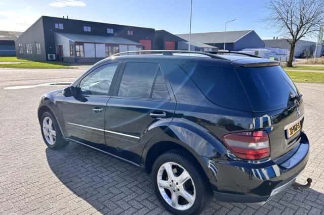 Mercedes-Benz ML-Klasse (2007) thumbnail 6