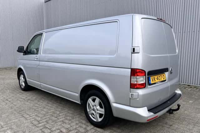 Volkswagen Transporter (2014) thumbnail 6