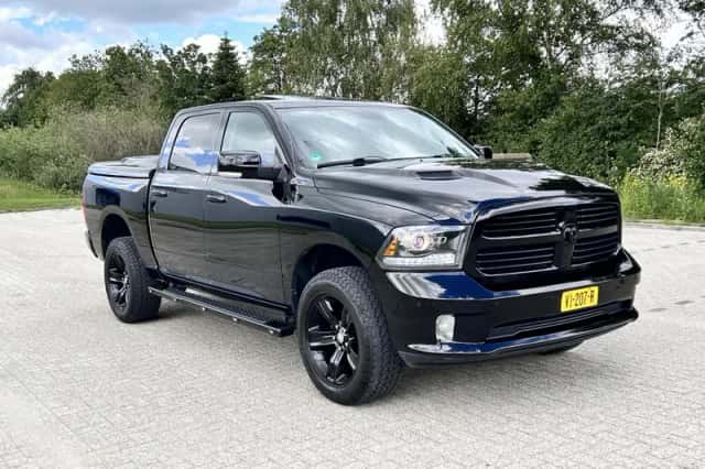 Dodge RAM (2014) thumbnail 3