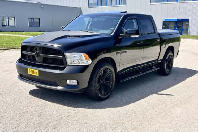 Dodge RAM (2011) thumbnail 1