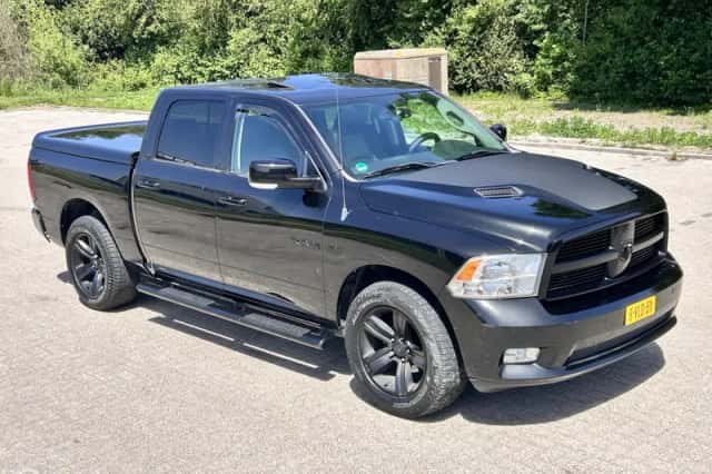 Dodge RAM (2011) thumbnail 3