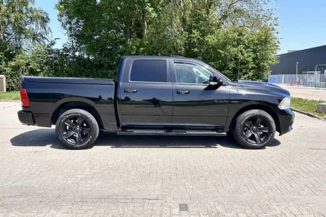 Dodge RAM (2011) thumbnail 5