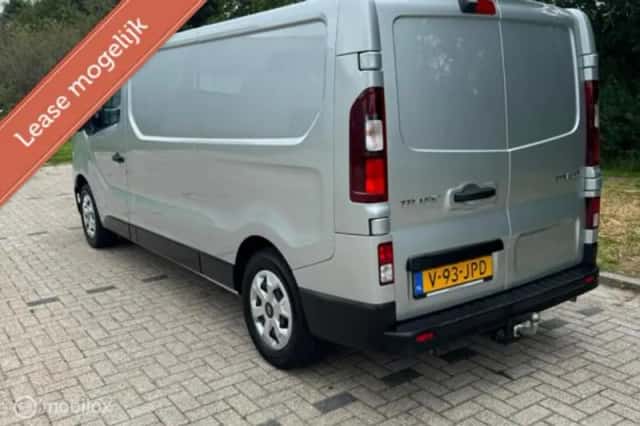 Renault Trafic (2024) thumbnail 3