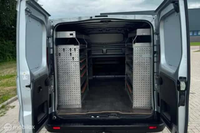 Renault Trafic (2024) thumbnail 5