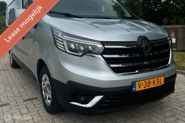 Renault Trafic (2024) thumbnail 2