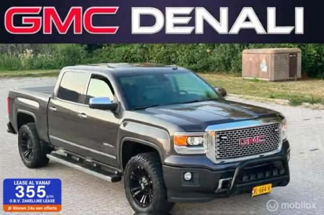 GMC Sierra (2015) thumbnail 1