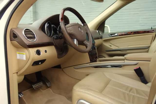 Mercedes-Benz GL450 (2007) thumbnail 4