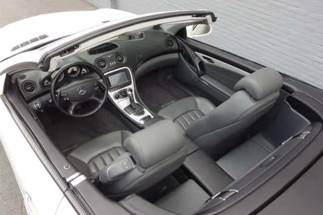 Mercedes-Benz SL55 (2003) thumbnail 4
