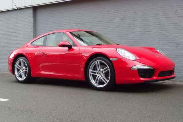 Porsche 911 (2013) thumbnail 5