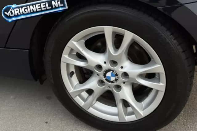 BMW 1-Serie (2009) thumbnail 6