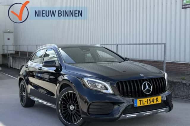 Mercedes-Benz GLA-Klasse (2018) thumbnail 1