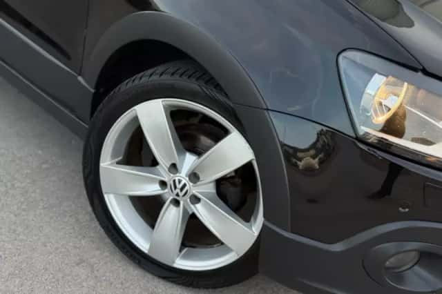 Volkswagen Polo (2012) thumbnail 5