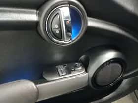 MINI Mini (2014) thumbnail 4