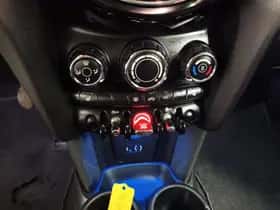 MINI Mini (2014) thumbnail 6