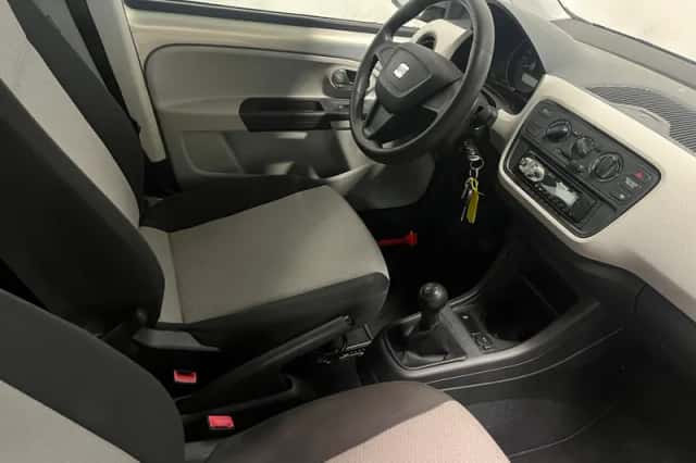 SEAT Mii (2012) thumbnail 5