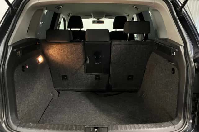 Volkswagen Tiguan (2015) thumbnail 19