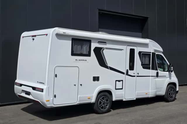 Adria Compact (2026) thumbnail 3