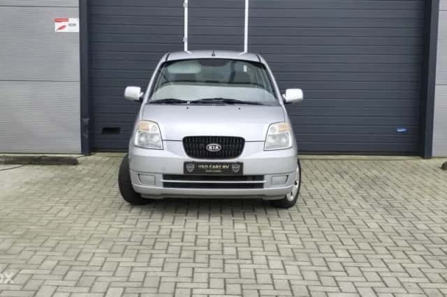 Kia Picanto (2005) thumbnail 3