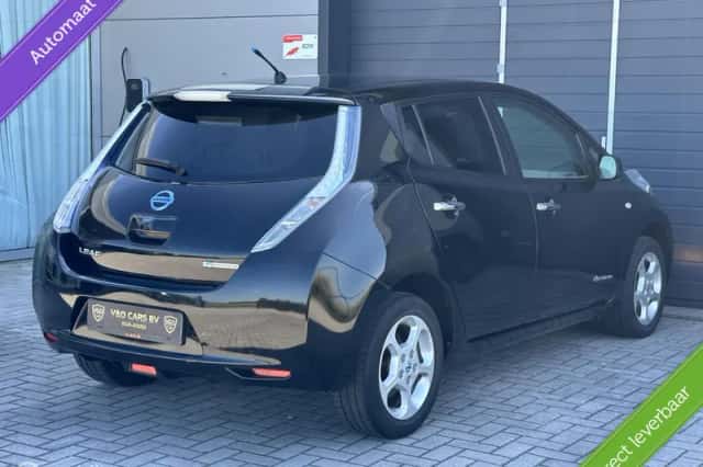 Nissan Leaf (2011) thumbnail 5