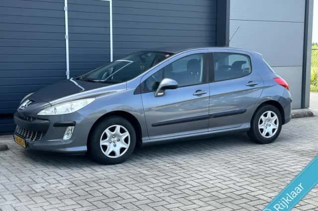 Peugeot 308 (2009) thumbnail 3