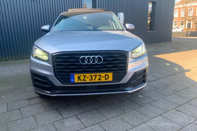 Audi Q2 (2017) thumbnail 2