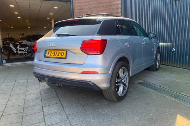 Audi Q2 (2017) thumbnail 6