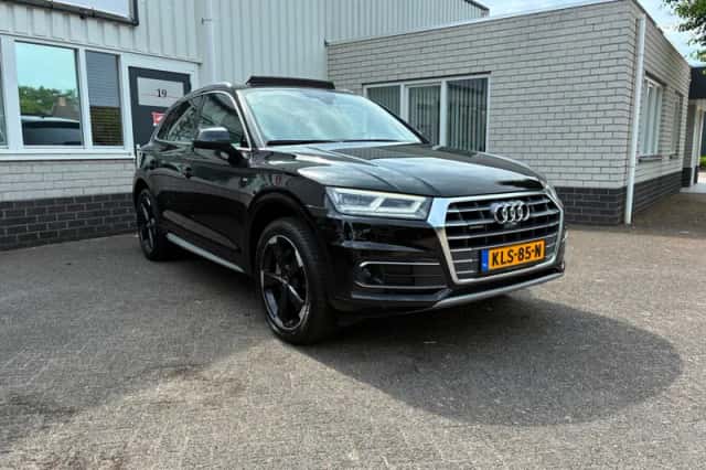 Audi Q5 (2018) thumbnail 3