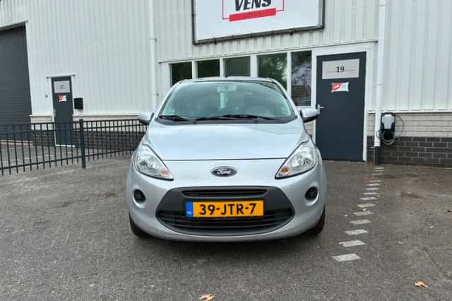 Ford Ka (2009) thumbnail 2
