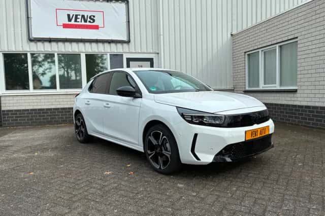 Opel Corsa (2024) thumbnail 3