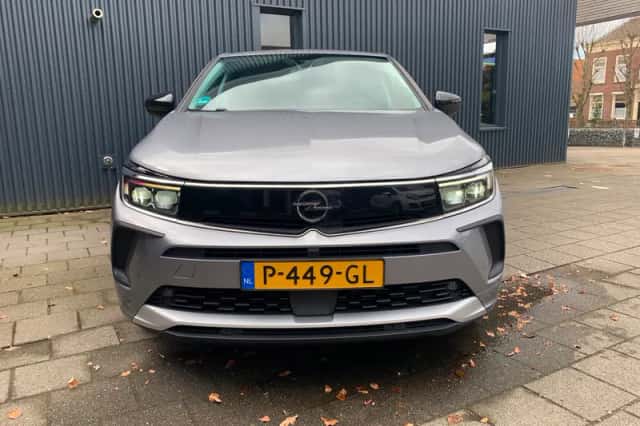 Opel Grandland (2022) thumbnail 2