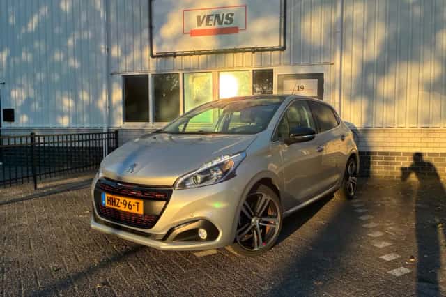 Peugeot 208 (2017) thumbnail 1