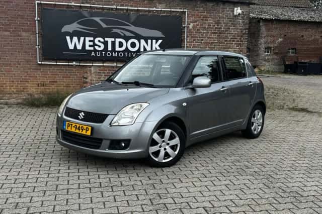 Suzuki Swift (2008) thumbnail 1