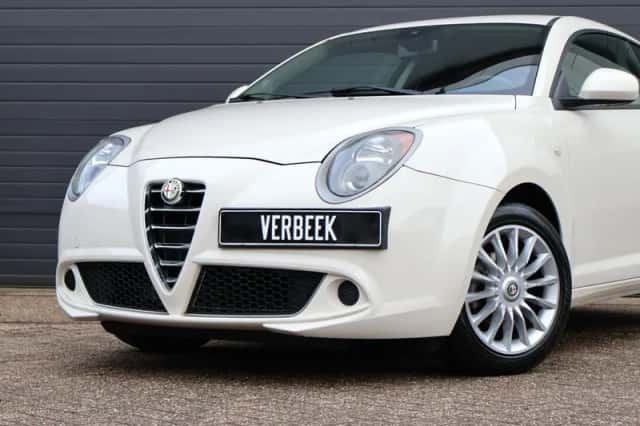 Alfa Romeo Mito (2014) thumbnail 3